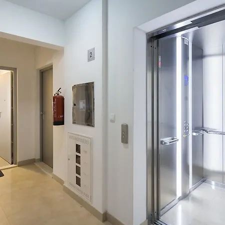 Vjera - Garage&elevator